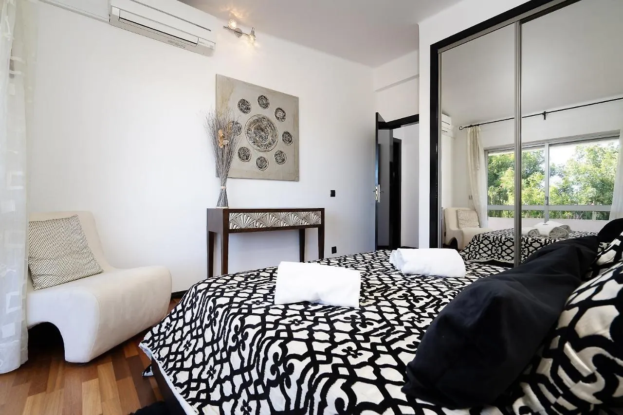 Holiday home Deluxe 4Bdr House W/ Pool By Lovelystay Portimao