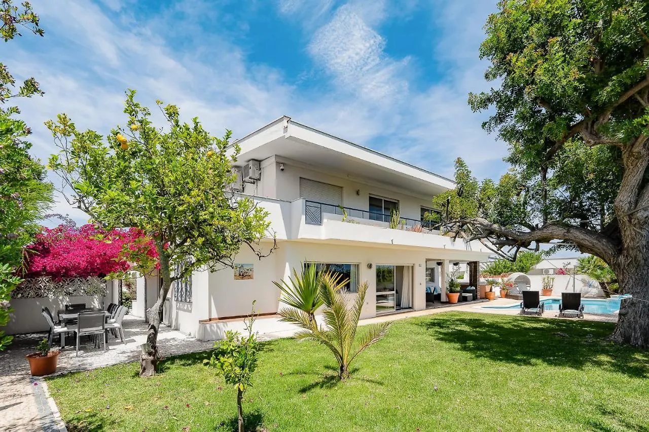 Deluxe 4Bdr House W/ Pool By Lovelystay Portimao